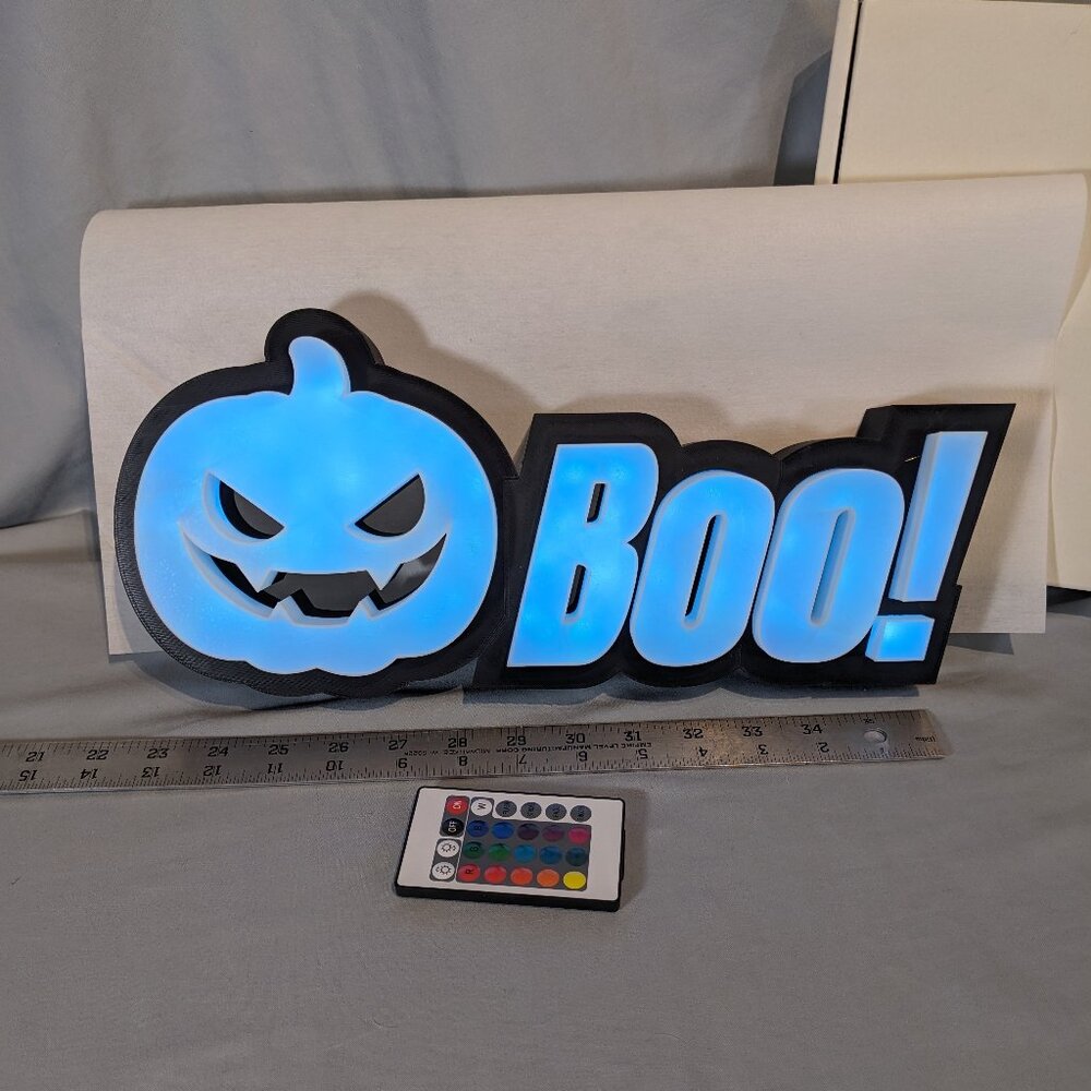 3D printed Halloween BOO! sign with pumpkin, LEDs and remote! NEW!